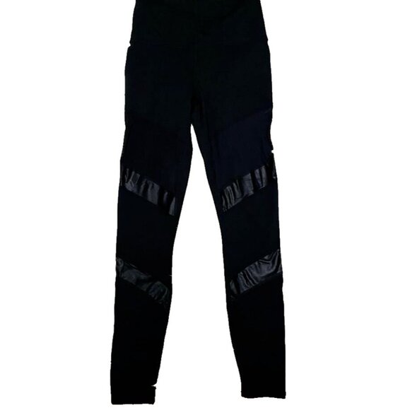 Fabletics Black power hold with diagonal stripe Leggings yoga pants Small- W - Picture 1 of 5